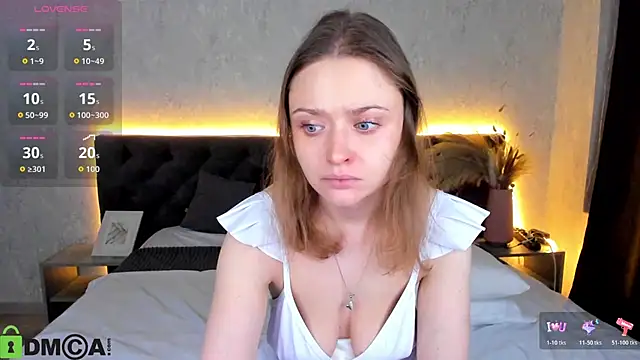 Linda Bryant online show from 01.12.26