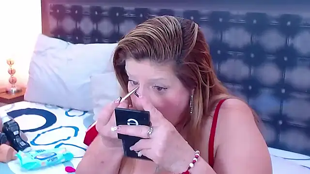 sandra 20 online show from 10.25.25