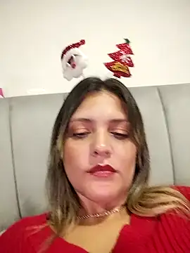 Snapshot of Mia_Hampton chatting on 12.24.24 Mia Hampton online show from 12.24.24