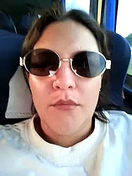 Snapshot of Mia_Hampton chatting on 10.05.25 Mia Hampton online show from 10.05.25