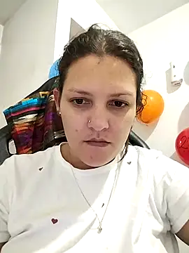 Mia Hampton online show from 02.25.26