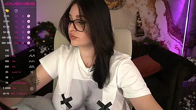 Snapshot of JeysyPotter chatting on 01.01.25 JeysyPotter online show from 01.01.25