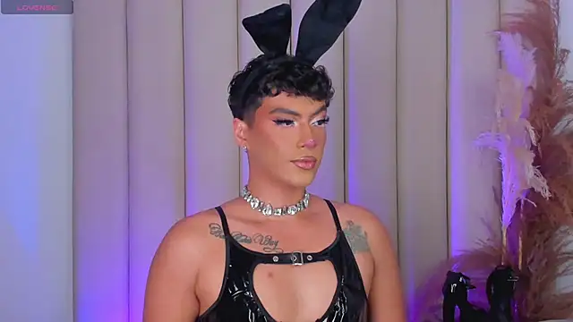 Snapshot of sam_phillipss chatting on 10.28.25 sam phillipss online show from 10.28.25