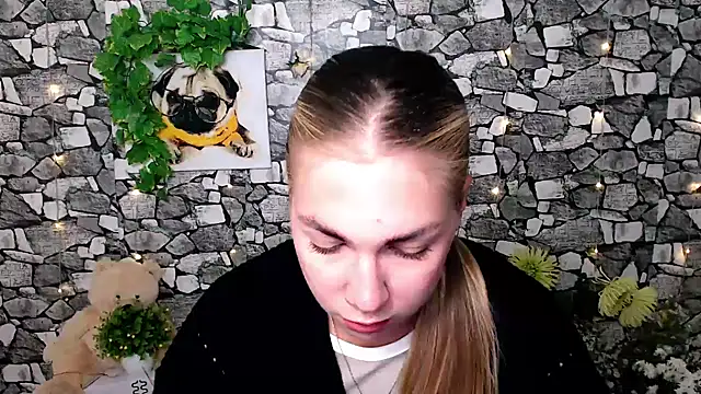 Sport Tall Doll online show from 10.07.25