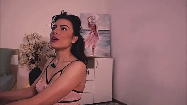 Misslullu online show from 11.26.25