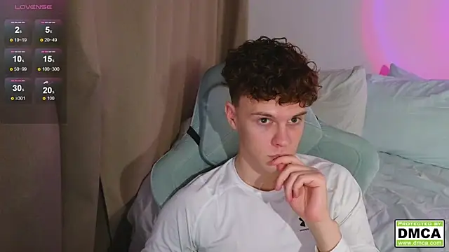 cute thomas online show from 12.04.25