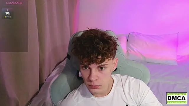 cute thomas online show from 01.14.26