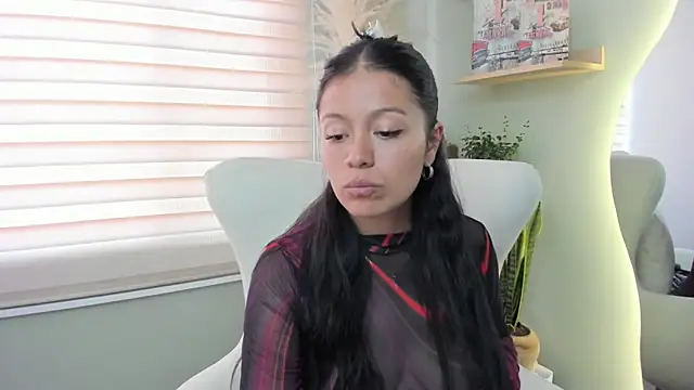 julieta evans  online show from 02.20.26