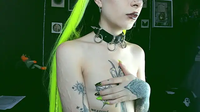 Snapshot of insania_9999_ chatting on 02.07.25 insania 9999 online show from 02.07.25