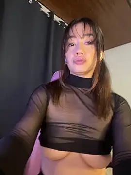 Snapshot of sofimendoza chatting on 05.14.26 sofimendoza online show from 05.14.26