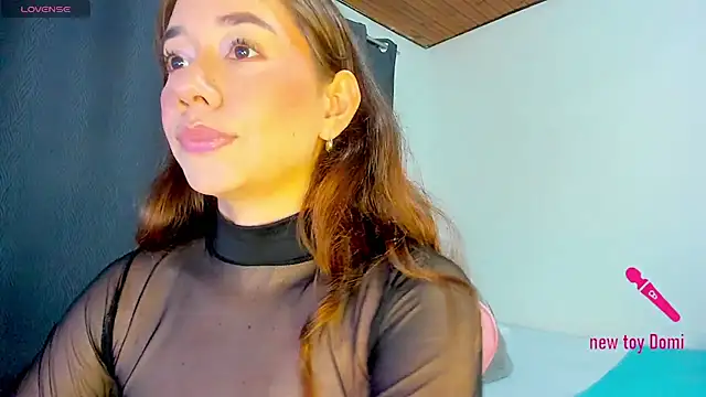 sofimendoza online show from 07.18.26