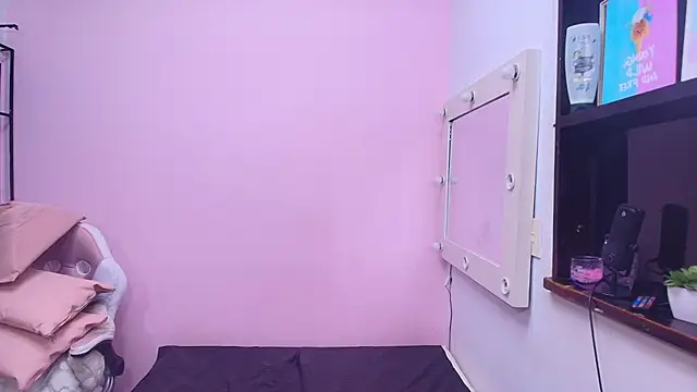 Snapshot of celeste_sea chatting on 03.14.25 celeste sea online show from 03.14.25