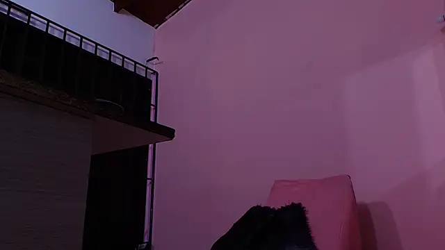 Snapshot of celeste_sea chatting on 10.04.25 celeste sea online show from 10.04.25