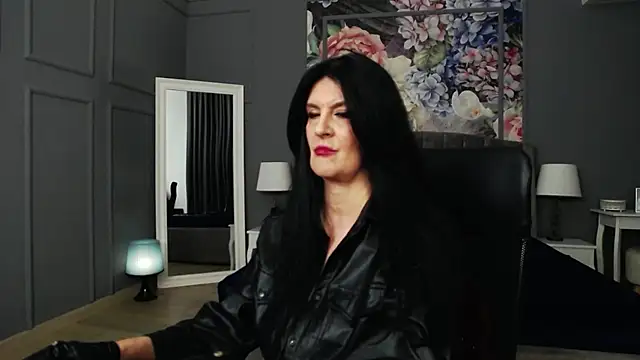 DomMelissaW online show from 12.14.24