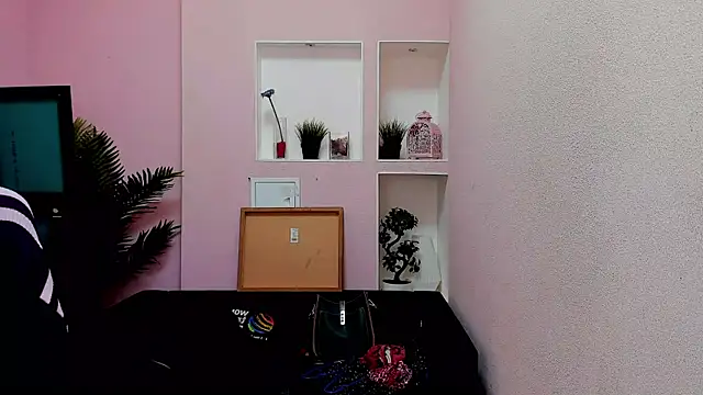 Snapshot of Persephoni chatting on 01.26.25 Persephoni online show from 01.26.25