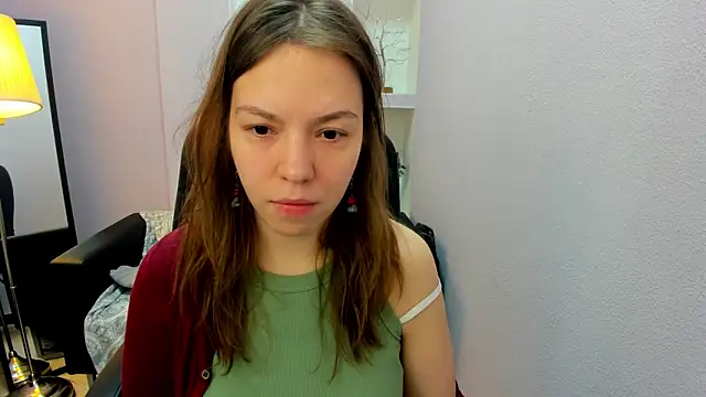 Snapshot of Persephoni chatting on 05.14.26 Persephoni online show from 05.14.26
