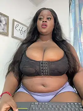 Snapshot of sharik-browns chatting on 05.15.26 sharik-browns online show from 05.15.26
