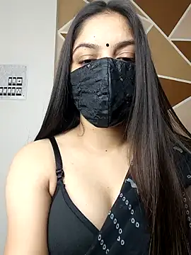 Snapshot of _desigori chatting on 01.03.25  desigori online show from 01.03.25