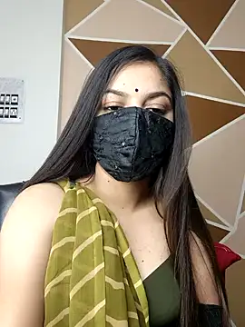 Snapshot of _desigori chatting on 01.06.25  desigori online show from 01.06.25