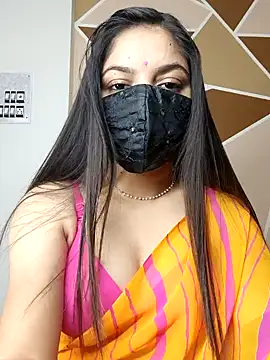 Snapshot of _desigori chatting on 01.07.25  desigori online show from 01.07.25