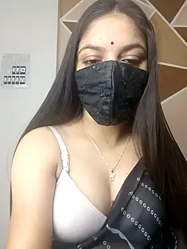 Snapshot of _desigori chatting on 01.12.25  desigori online show from 01.12.25