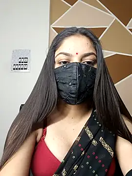 Snapshot of _desigori chatting on 03.01.25  desigori online show from 03.01.25