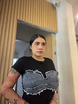 clarachanelricek online show from 10.30.25