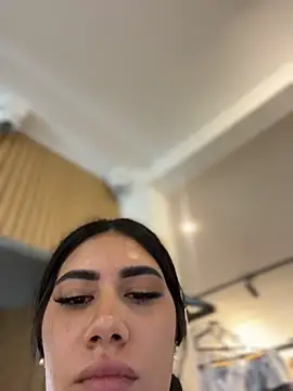 clarachanelricek online show from 11.25.25