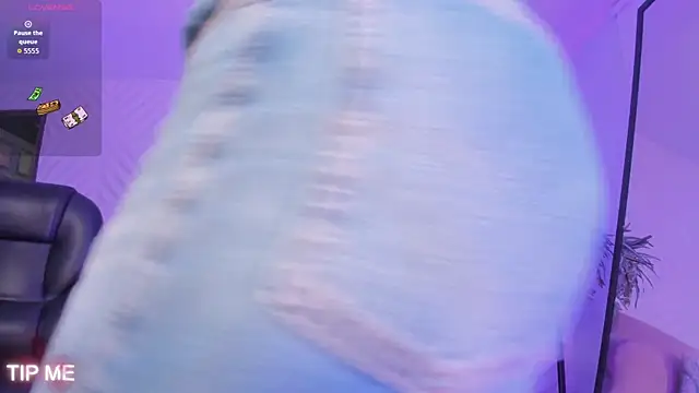 SophieBarnett online show from 04.14.26