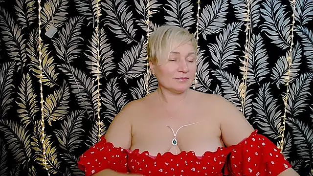 Olivia playful online show from 02.15.25