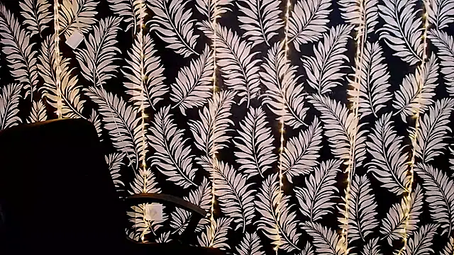 Olivia playful online show from 02.17.25