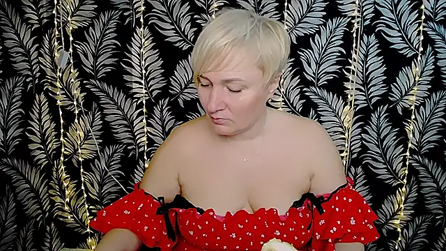 Olivia playful online show from 03.17.25