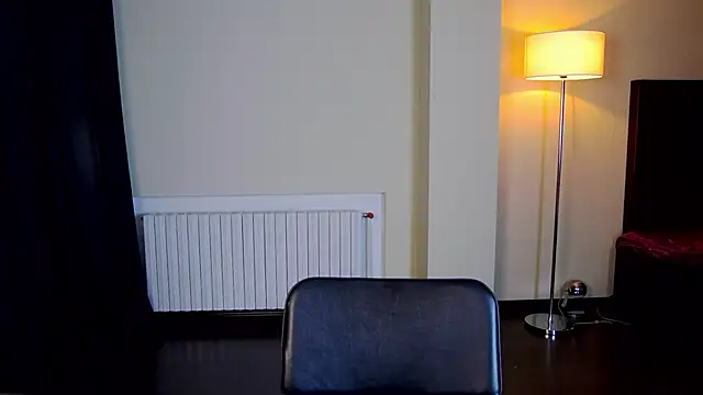 Snapshot of Friend12321 chatting on 02.06.25 Friend12321 online show from 02.06.25