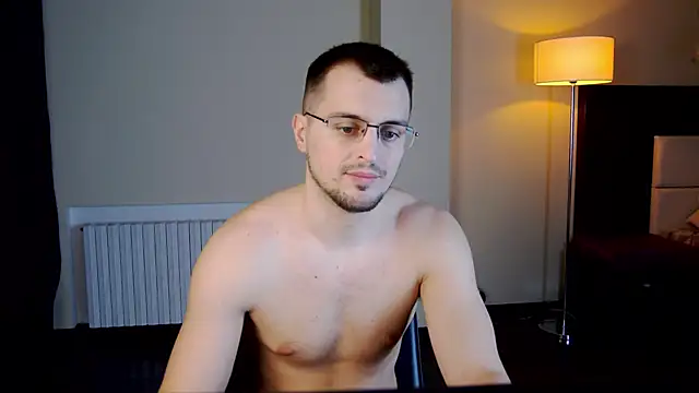 Snapshot of Friend12321 chatting on 02.16.25 Friend12321 online show from 02.16.25