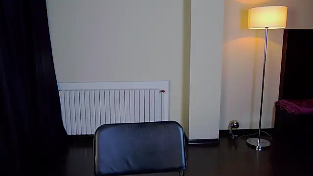 Snapshot of Friend12321 chatting on 03.06.25 Friend12321 online show from 03.06.25