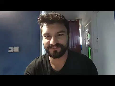 Snapshot of alex_blu chatting on 12.20.25 alex blu online show from 12.20.25