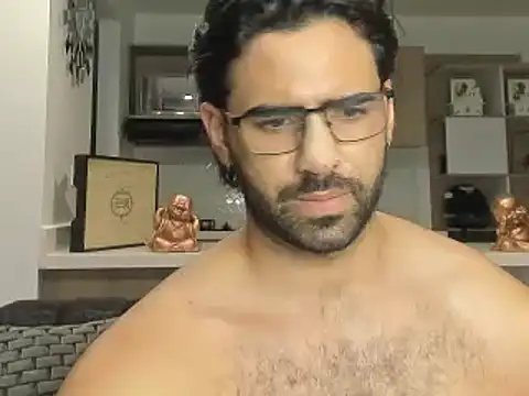 Snapshot of BradleySmithx chatting on 12.24.24 BradleySmithx online show from 12.24.24