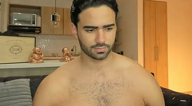 Snapshot of BradleySmithx chatting on 03.19.25 BradleySmithx online show from 03.19.25
