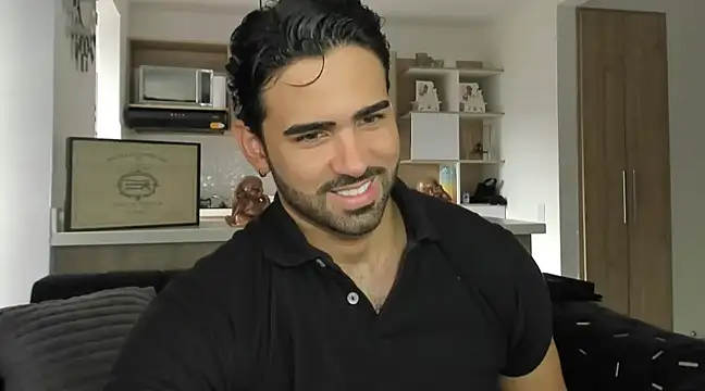 Snapshot of BradleySmithx chatting on 03.22.25 BradleySmithx online show from 03.22.25