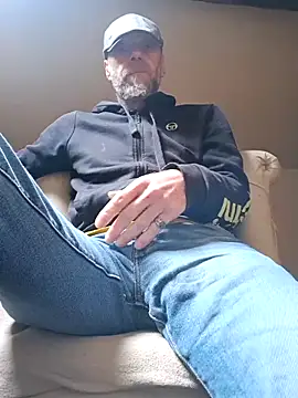 eddouxxx78 online show from 04.13.26