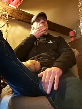 eddouxxx78 online show from 04.20.26