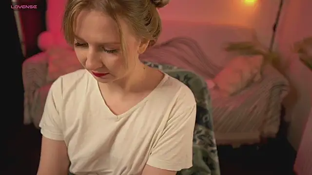  Killer Smile  online show from 01.30.25