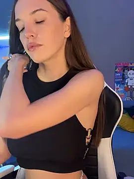 julia fly online show from 12.21.24