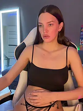 julia fly online show from 09.25.25