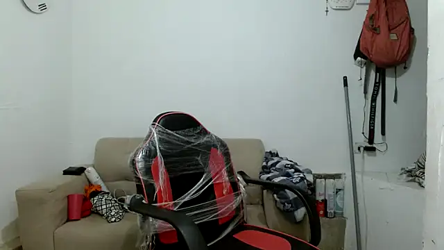 angelamarie1 online show from 11.18.25