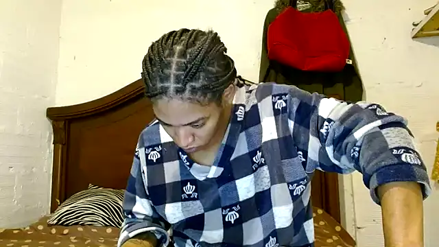 angelamarie1 online show from 04.13.26