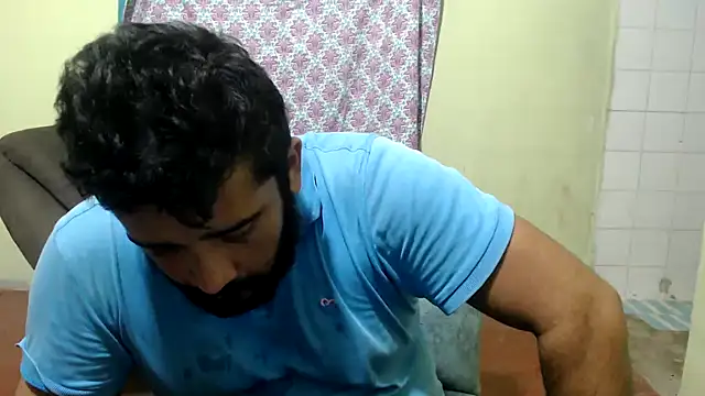 Snapshot of isearchcompany chatting on 02.26.25 isearchcompany online show from 02.26.25