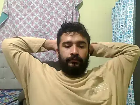 Snapshot of isearchcompany chatting on 03.05.25 isearchcompany online show from 03.05.25