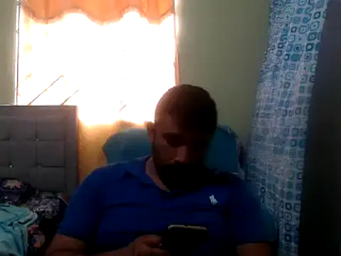 Snapshot of isearchcompany chatting on 03.10.25 isearchcompany online show from 03.10.25