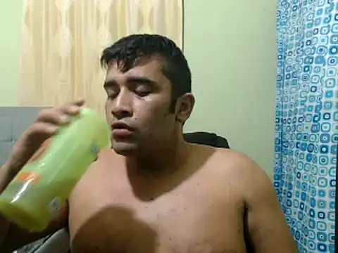 Snapshot of isearchcompany chatting on 03.17.25 isearchcompany online show from 03.17.25